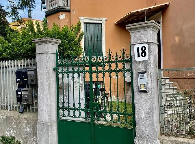 Casa Vittoria Daire *